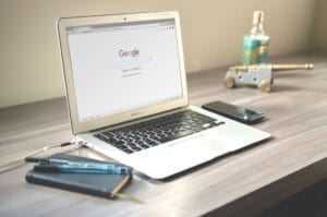 Herramientas digitales para gestionar campañas de marketing en tiendas de muebles