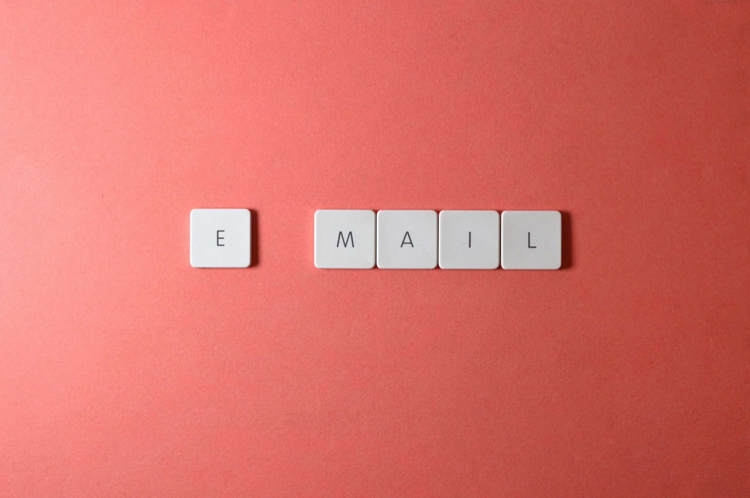 Email marketing para joyerías: cómo conseguir más ventas sin depender de las redes sociales